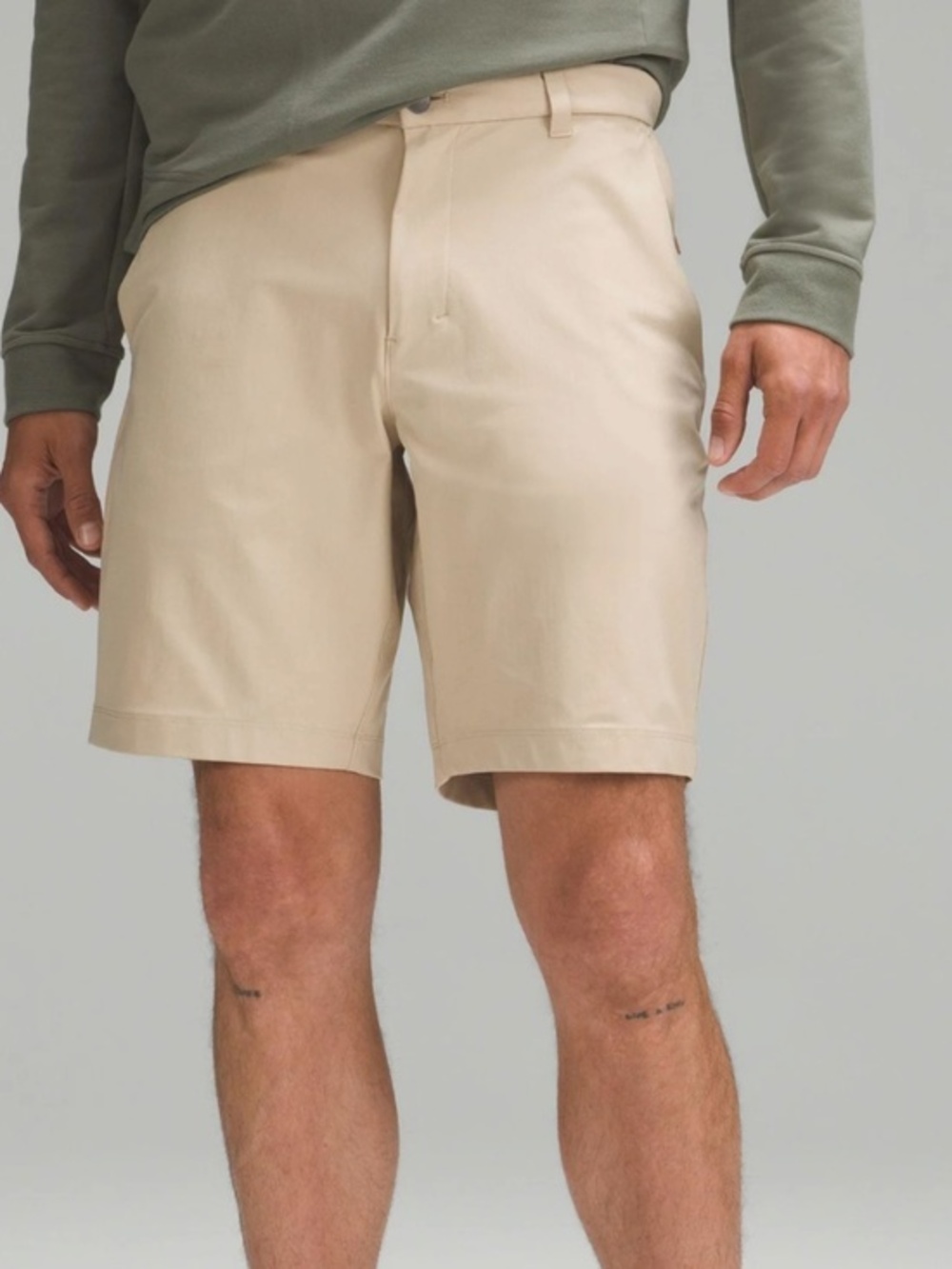 Lululemon Athletica Commission Classic Short 9" *Warpstreme in Trench sz 38